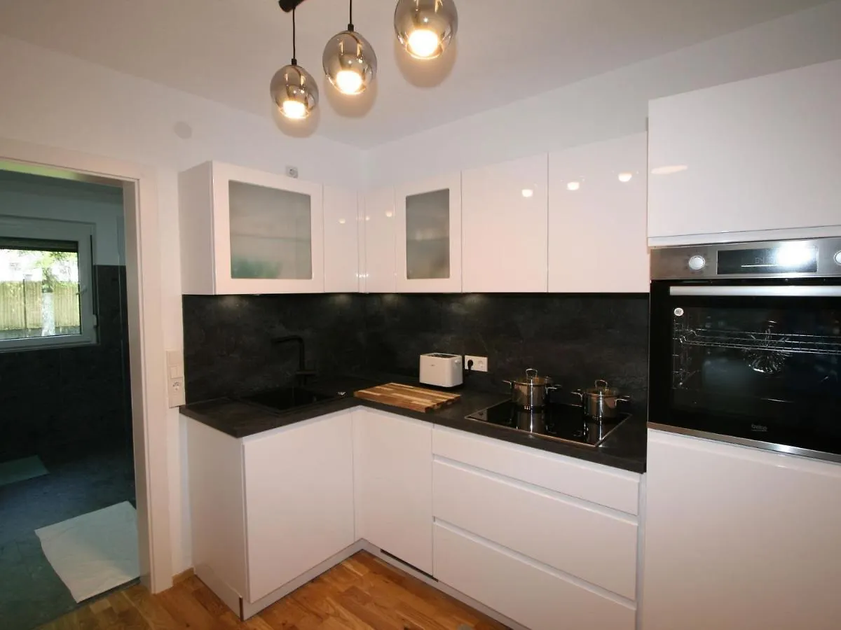 Apartment Diwani Home Stay Innsbruck By Interhome